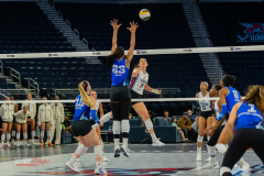Atlanta Vibe vs Dallas Pulse at Gas South Arena in Duluth, Georgia. Photo by Royce Bussey / Sho'Nuff iMages.